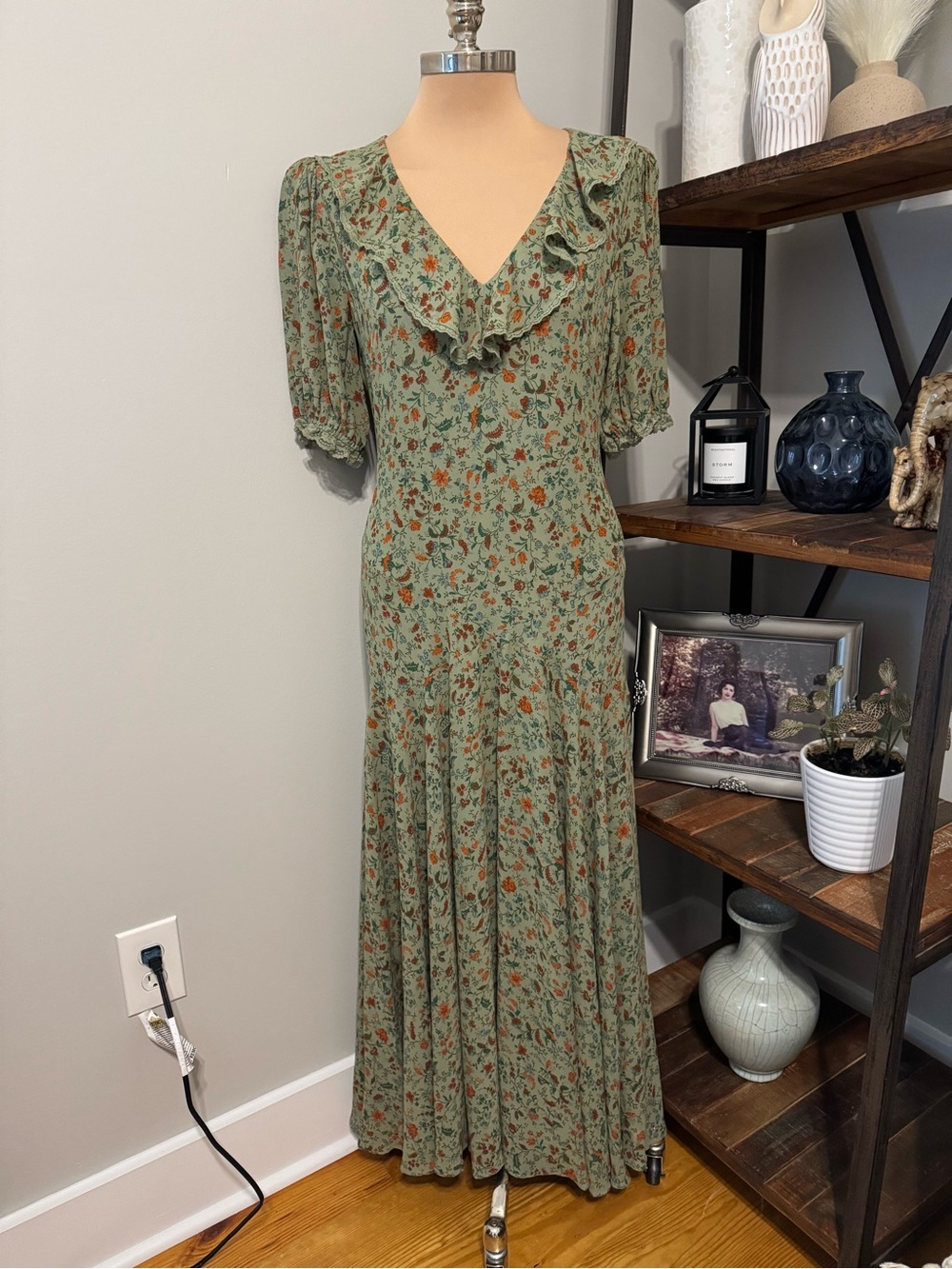 Reformation Evra Ponderosa Dress Green Floral Ruffle Lace Trim SZ US 12 NWT - Picture 4 of 16